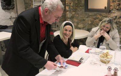 Début 2020, une soirée des salariés sous le signe de la magie