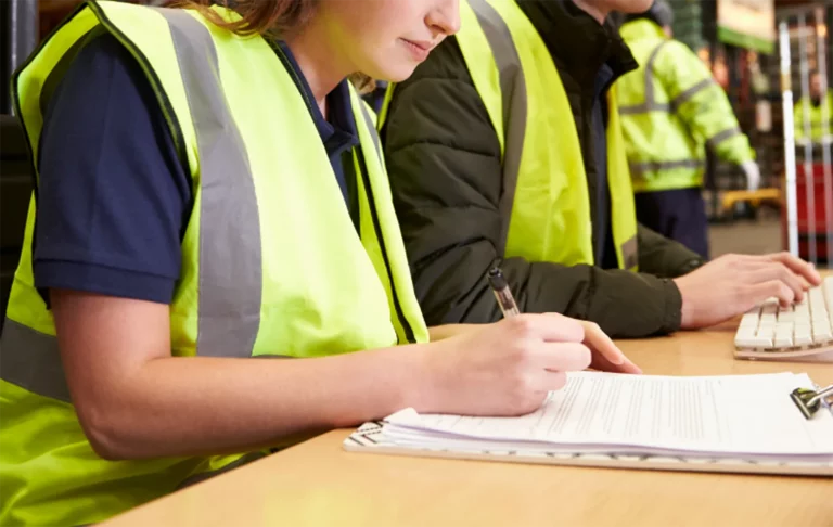 Visuel d'une offre d'emploi du GETH (groupement d'employeurs de travailleurs handicapés) pour un poste d'agent logistique (H/F)