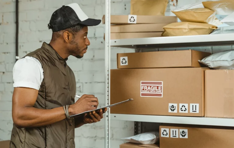 Visuel d'une offre d'emploi du GETH (Groupement d'employeurs de travailleurs handicapés) pour un poste d'opérateur logistique (H/F)