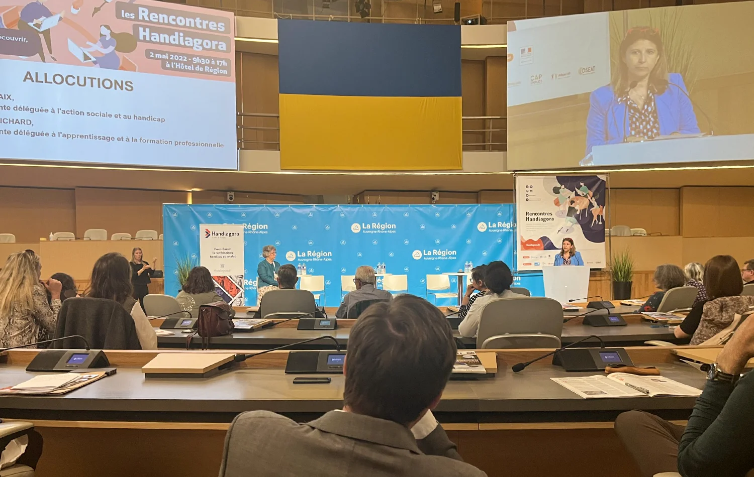 Salle de conférences lors des Rencontres Handiagora 2022