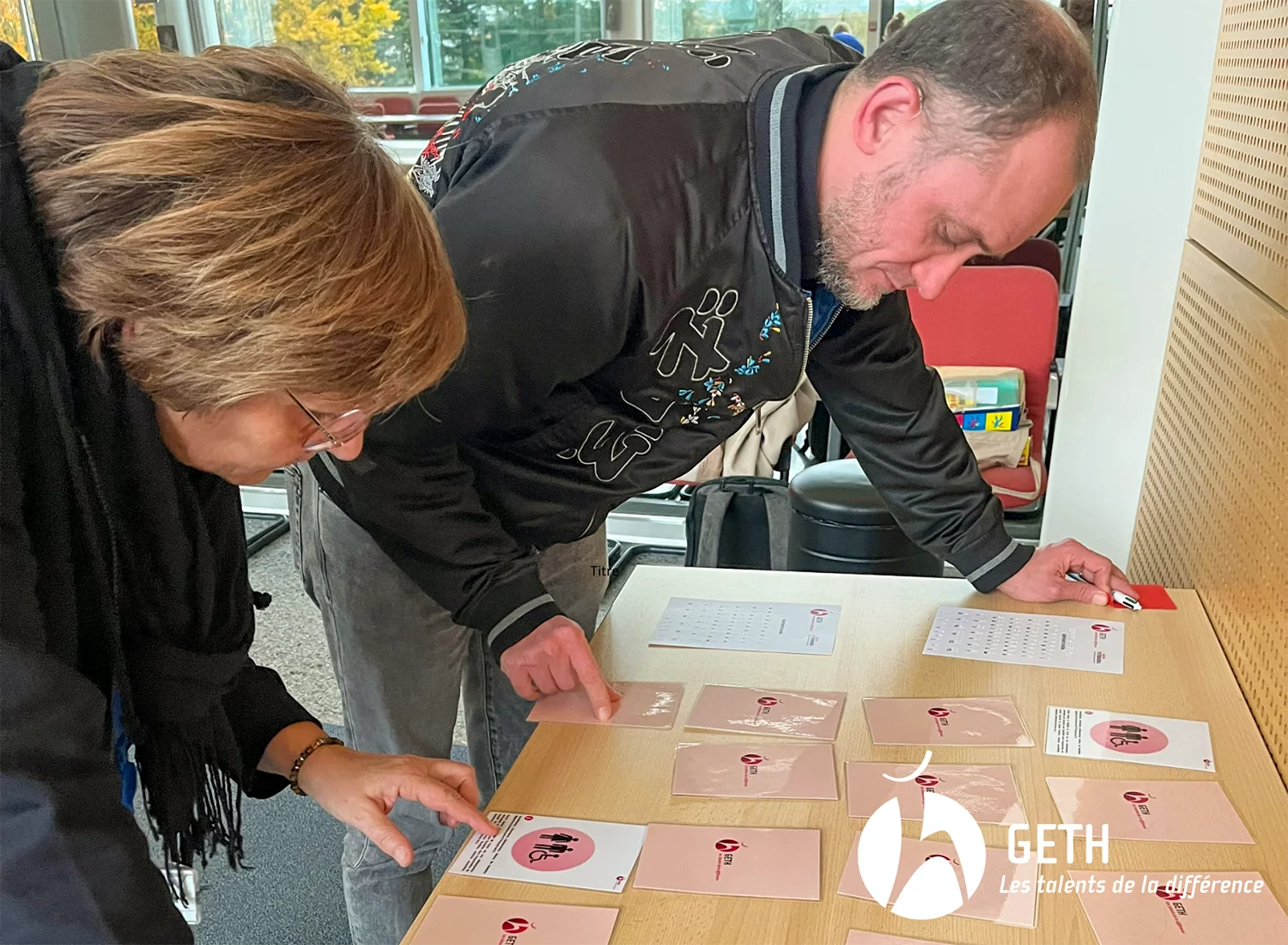 SEEPH 2024 - Atelier Handicap GETH 3 Semaine européenne pour l'emploi des personnes handicapées (SEEPH) 2024 - atelier lecture en braille proposé par le GETH